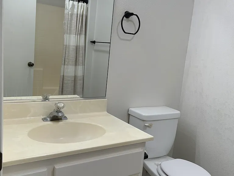 Main bathroom