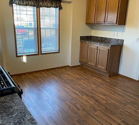 4th image of 3 Fern Ln