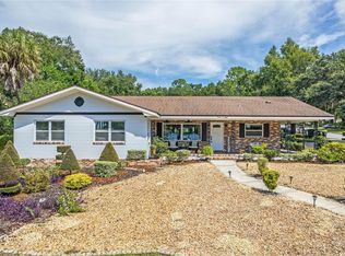 1208 W Lakeshore Dr, Clermont, FL 34711