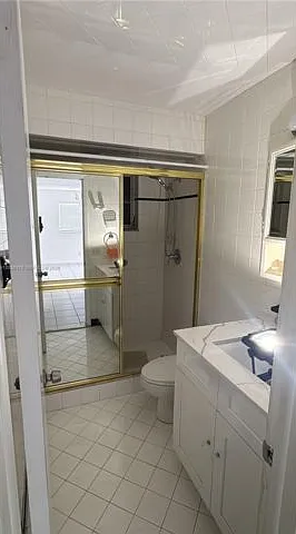 3 bed, 2.0 bath, 2935 sqft, $3,175 — Photo 3