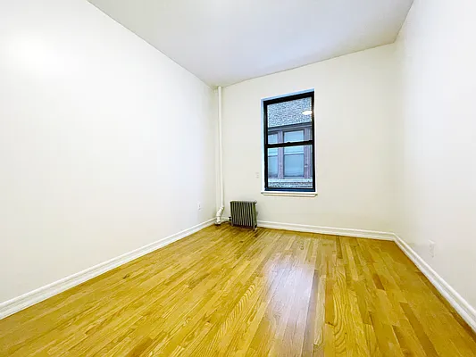 Rented by Bohemia Realty Group | media 23