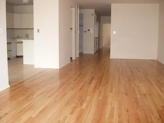 Rented by City Connections Realty | media 2