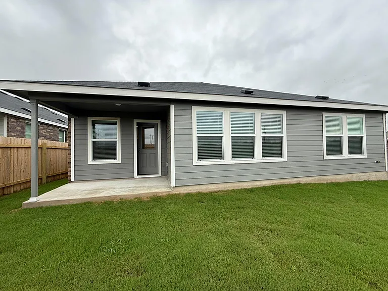 117 Alamito Ave — Photo 32