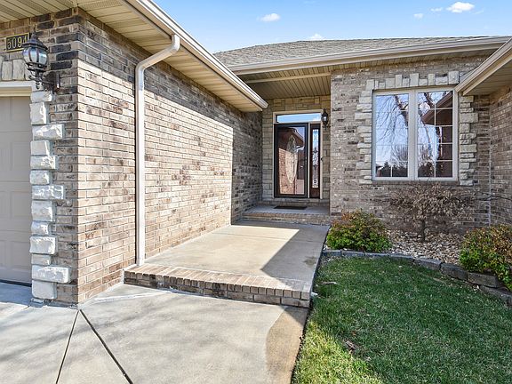 5th image of 5094 S Burrows Avenue