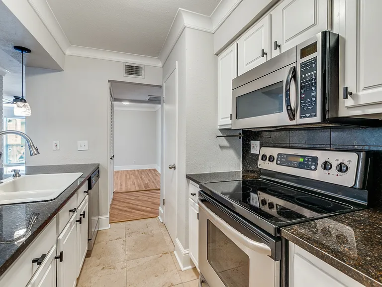 5925 E University Blvd #232 — Photo 12
