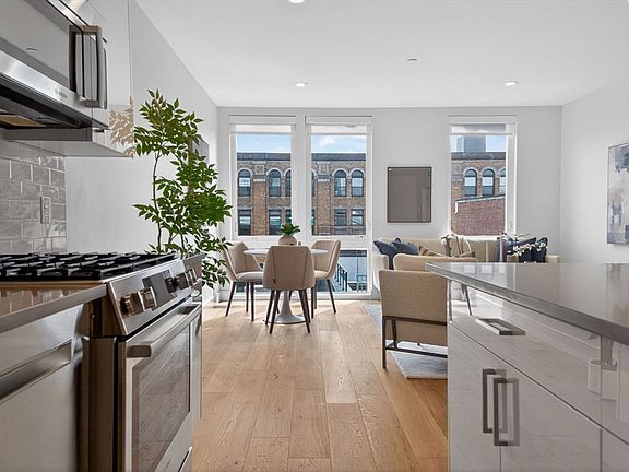 3rd image of 420 W Broadway #409