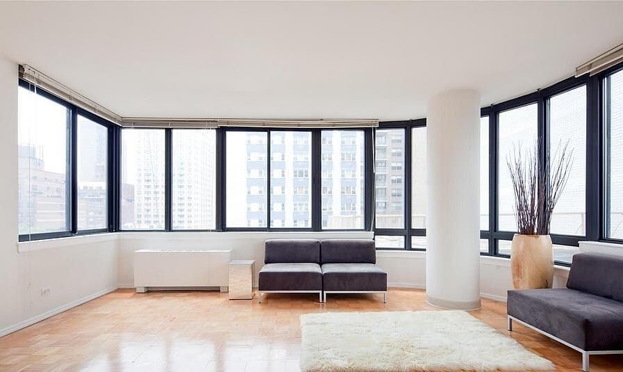 1st image of 455 E 86th St APT 9F