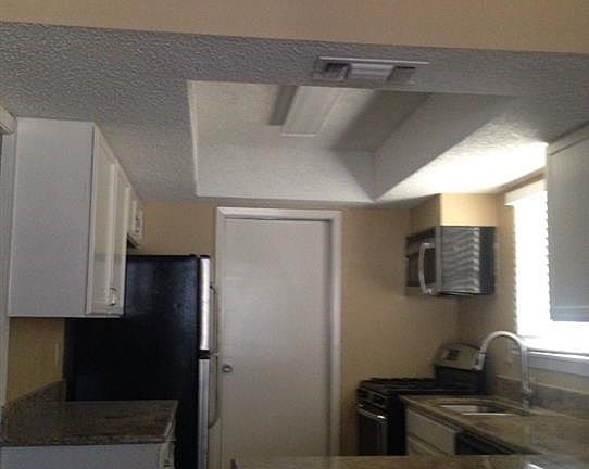 4th image of 12427 Constitution St