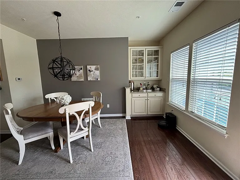 607 Shelley Ln — Photo 16
