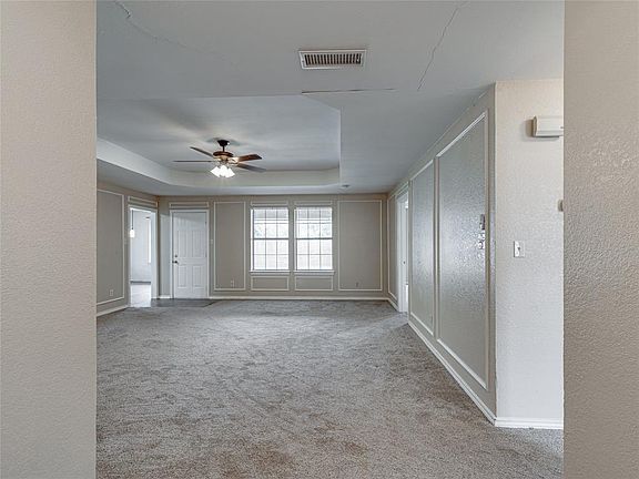 5th image of 103 Pine St