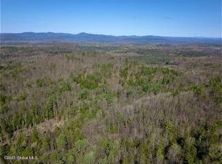 L1 Hickey Rd, Hampton, NY 12837