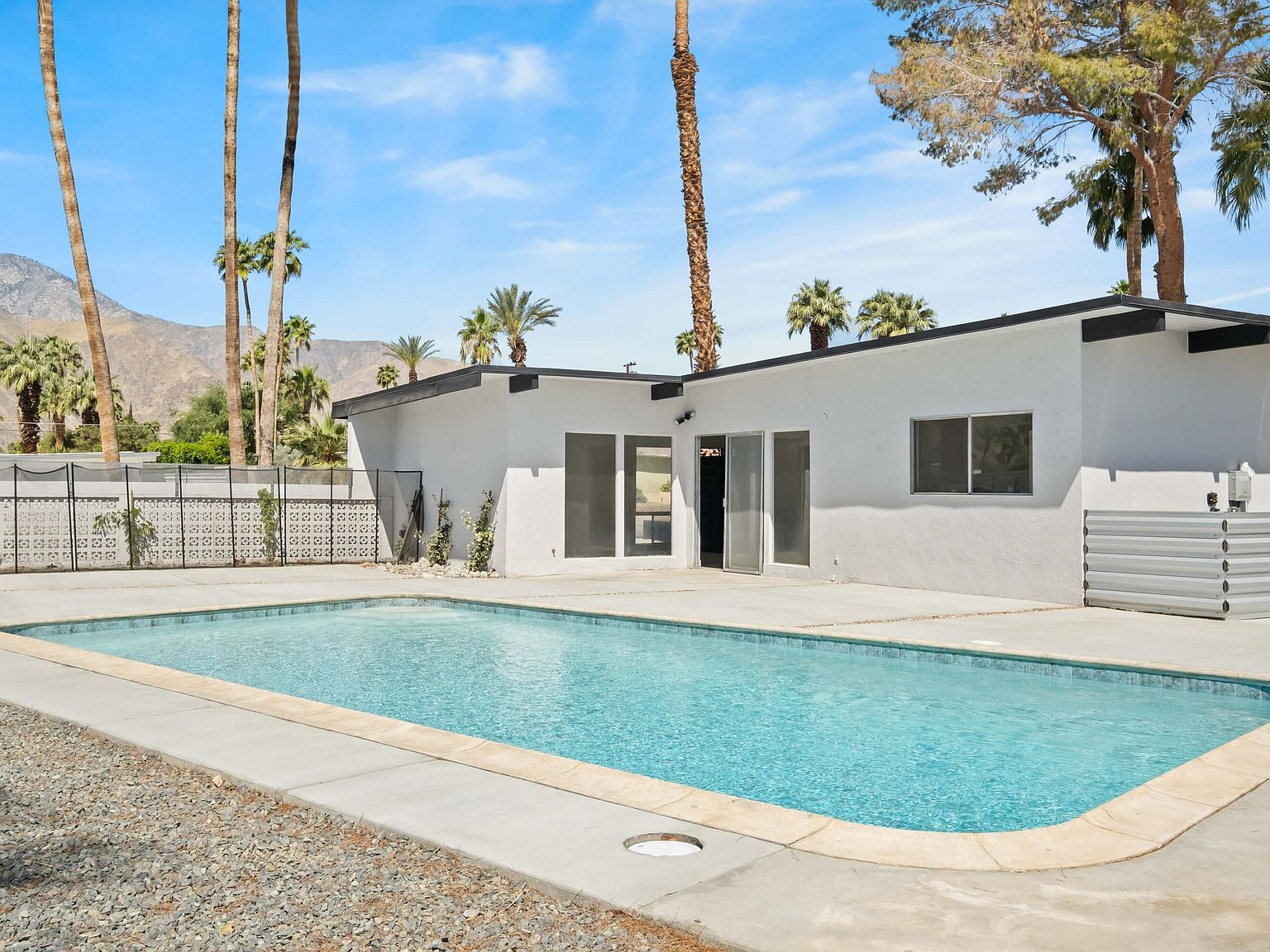 596 N Farrell Dr, Palm Springs, CA 92262 Zillow