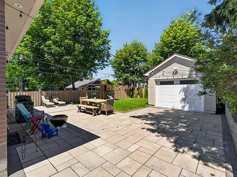10 Sylla Ave — Photo 27