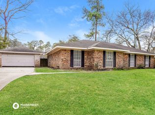 2657 S Woodloch St, Conroe, TX 77385