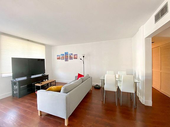 5th image of 1480 Euclid Ave APT 102