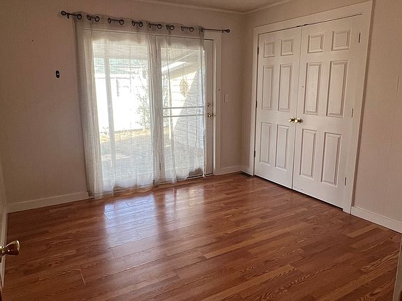 5th image of 523 Lee Cir