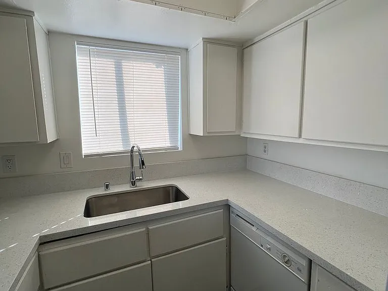 6942 Appleton Dr — Photo 18