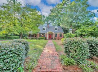 414 Vista Dr, Fayetteville, NC 28305
