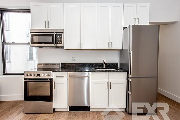 Rented by EXR | media 16