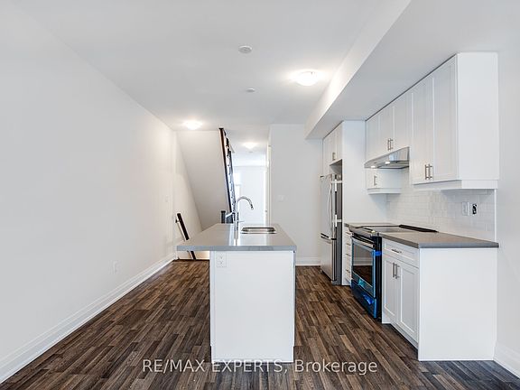 3rd image of 57 Creekbank Rd