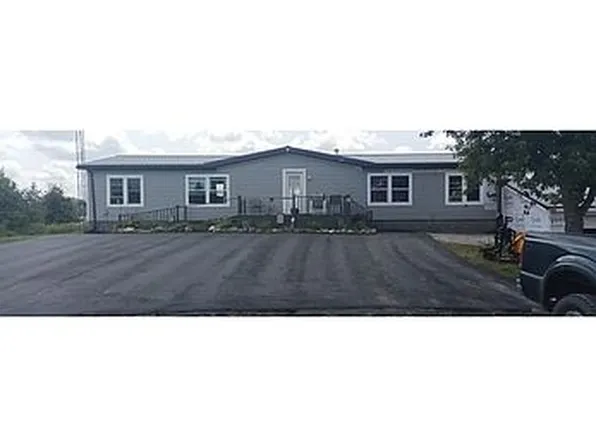 5100 Walker Rd, Carsonville, MI 48419