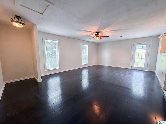 3rd image of 694 Cummins Ave