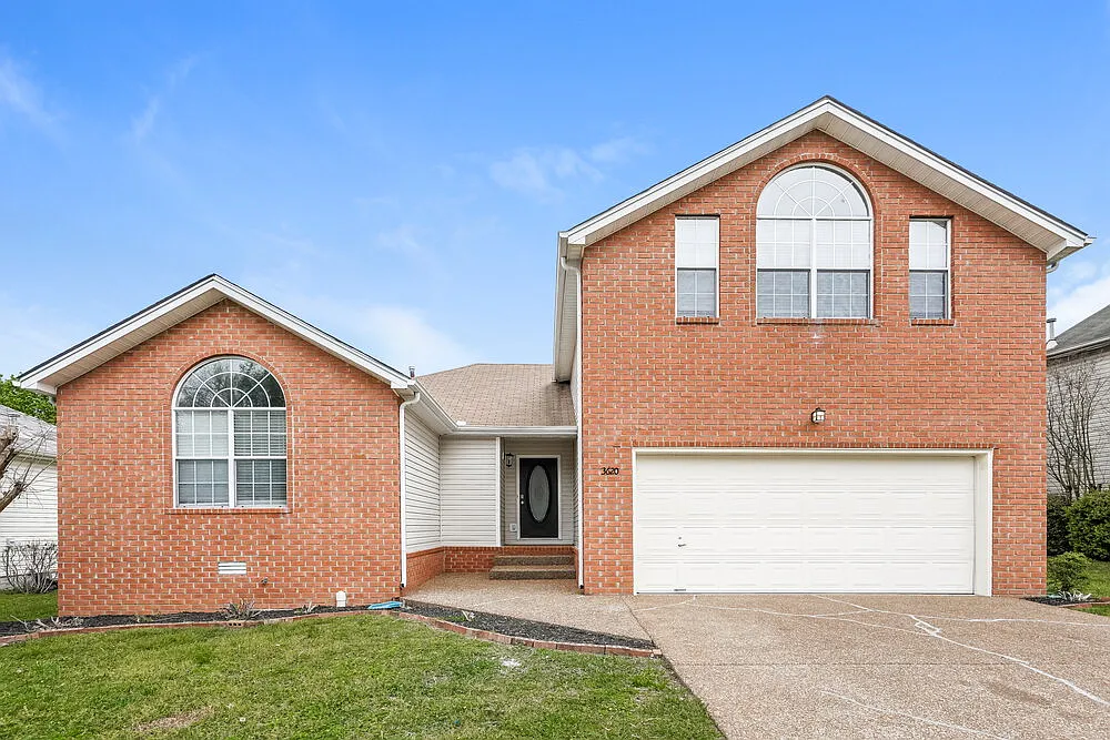 3 bed, 2.0 bath, 2089 sqft, $2,485 — Photo 1