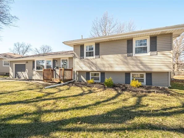 1410 S Elm St, Ottawa, KS 66067
