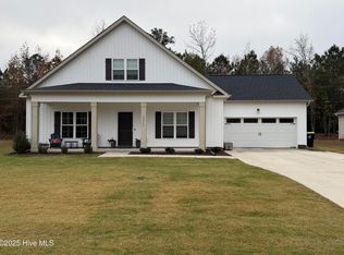 3323 School View Drive, Farmville, NC 27828