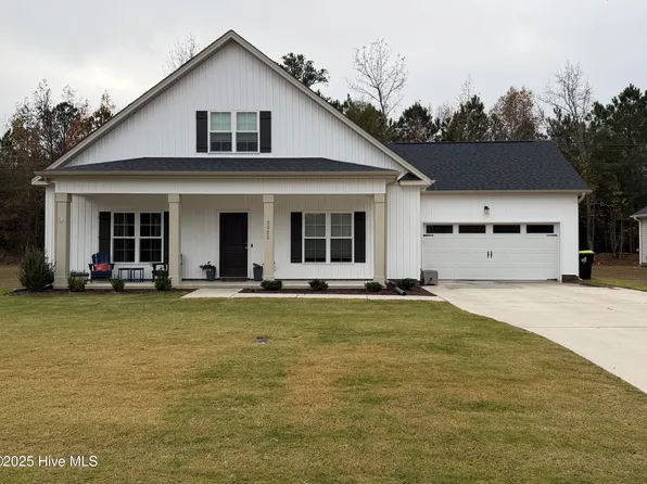 3323 School View Drive, Farmville, NC 27828