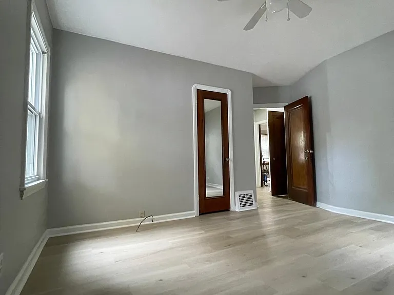 1537 Genesee Rd #1 — Photo 11