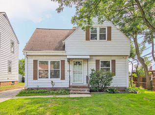 20502 Gardenview Dr, Maple Heights, OH