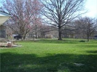 1105 S Jefferson St, Kearney, MO 64060