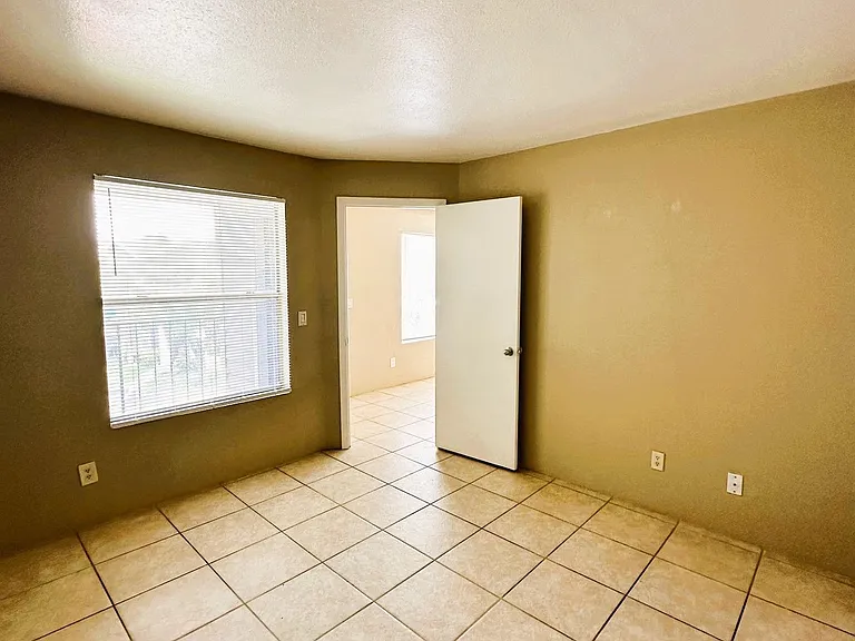 4760 Walden Cir #531 — Photo 4