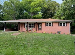 195 Horseshoe Rd, Madison, NC 27025