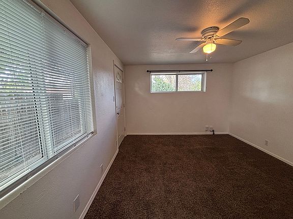 3rd image of 917 2nd St #2