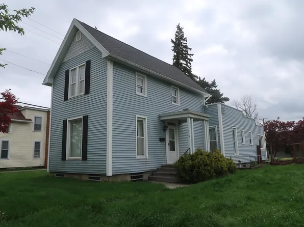 115 W Jackson St, Fostoria, OH 44830