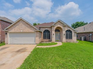 5128 Showdown Ln, Grand Prairie, TX 75052