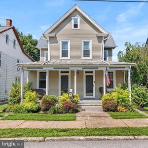 111 N College St, Myerstown, PA, 17067