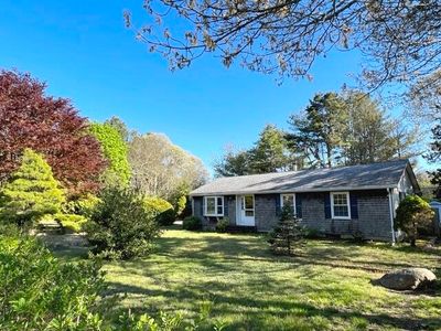 20 Tia Anna Ln, Oak Bluffs, MA, 02557