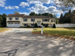 20 Wares Ln, Wrentham, MA 02093