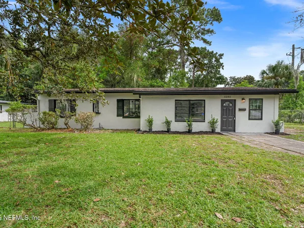 6285 SPRING FOREST Circle, Jacksonville, FL 32216