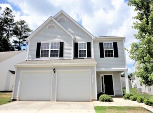 1009 Early Rise St, Raleigh, NC 27610