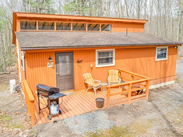 177 Equestrian Ln, Hedgesville, WV 25427
