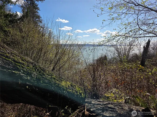 12 W Gedney Way, Hat Island, WA 98206