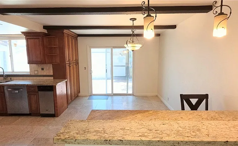 2500 Sidon Ave — Photo 10