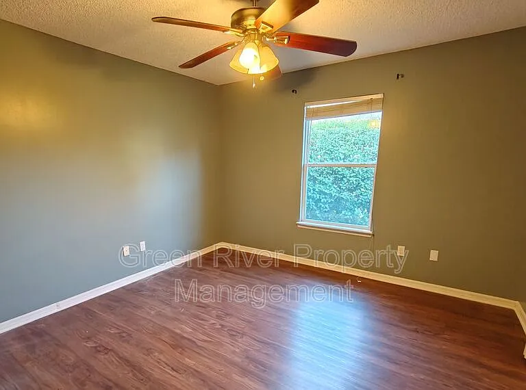 1845 Weston Cir — Photo 29