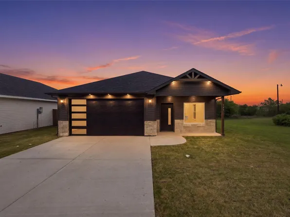 702 S Ivy St, Hillsboro, TX 76645