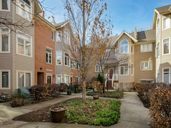 1251 W Fletcher St Unit J, Chicago, IL 60657