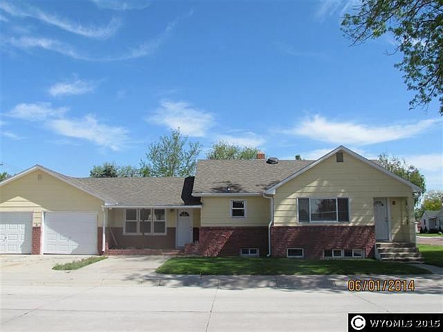 1st image of 336 E 23rd Ave